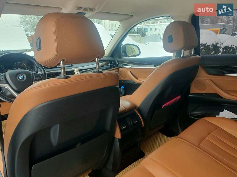 Внедорожник / Кроссовер BMW X6 2016 в Киеве