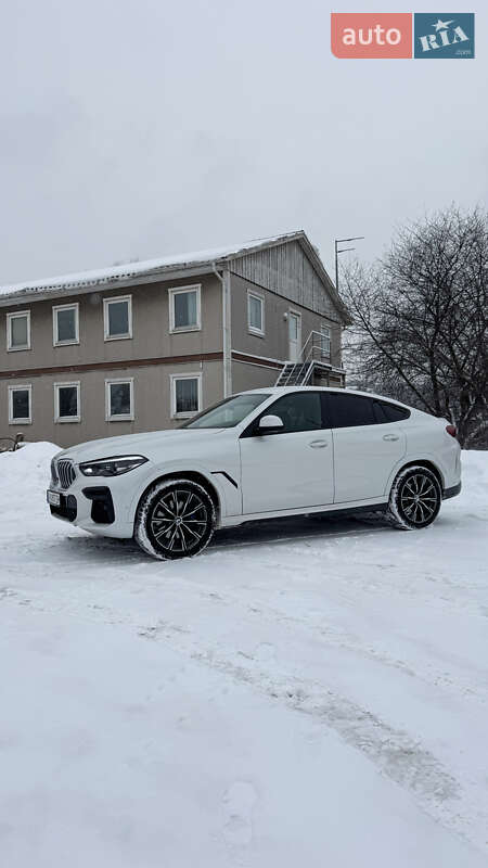 Внедорожник / Кроссовер BMW X6 2021 в Киеве