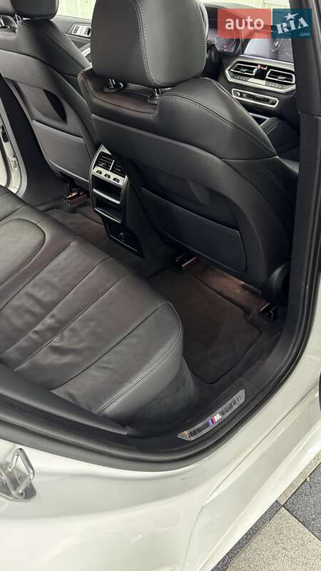 Внедорожник / Кроссовер BMW X6 2021 в Киеве