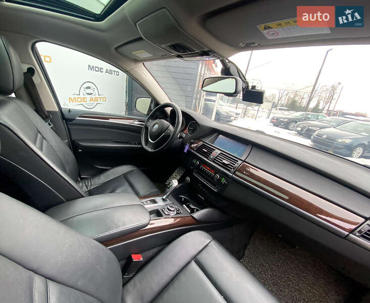 Внедорожник / Кроссовер BMW X6 2012 в Ровно