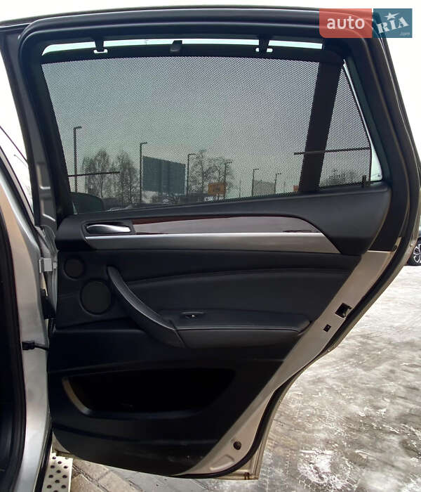 Внедорожник / Кроссовер BMW X6 2012 в Ровно