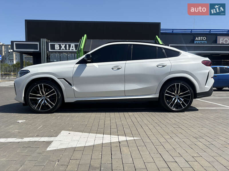 Внедорожник / Кроссовер BMW X6 2021 в Первомайске