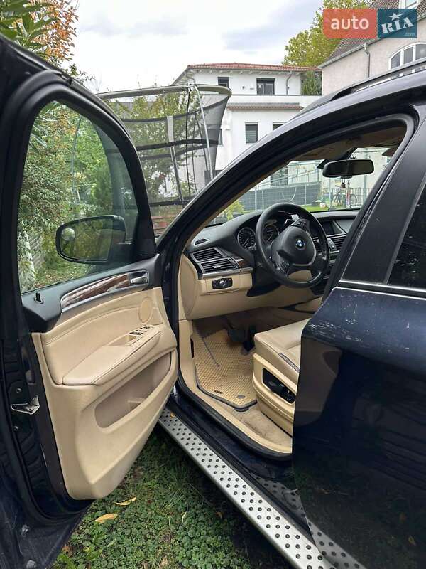 Позашляховик / Кросовер BMW X6 2011 в Сарнах фото 7 Позашляховик / Кросовер BMW X6 2011 в Сарнах