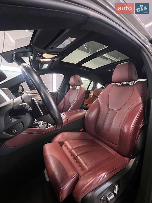 Внедорожник / Кроссовер BMW X6 2021 в Киеве