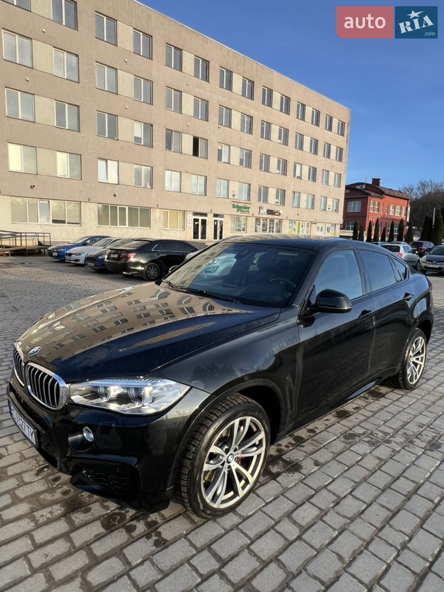BMW X6 2016 VIN 5UXKU6C5XG0S82454 фото оголошення 3 з 32