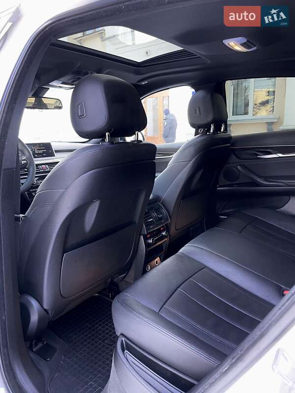 Позашляховик / Кросовер BMW X6 2015 в Коростені