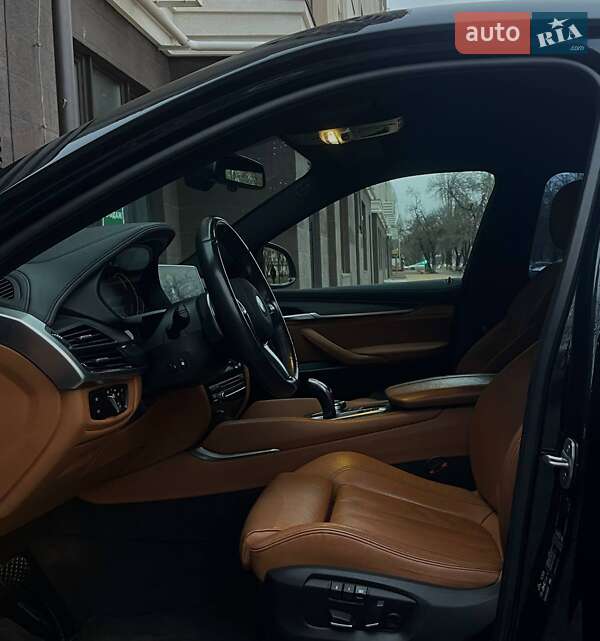 Внедорожник / Кроссовер BMW X6 2017 в Николаеве