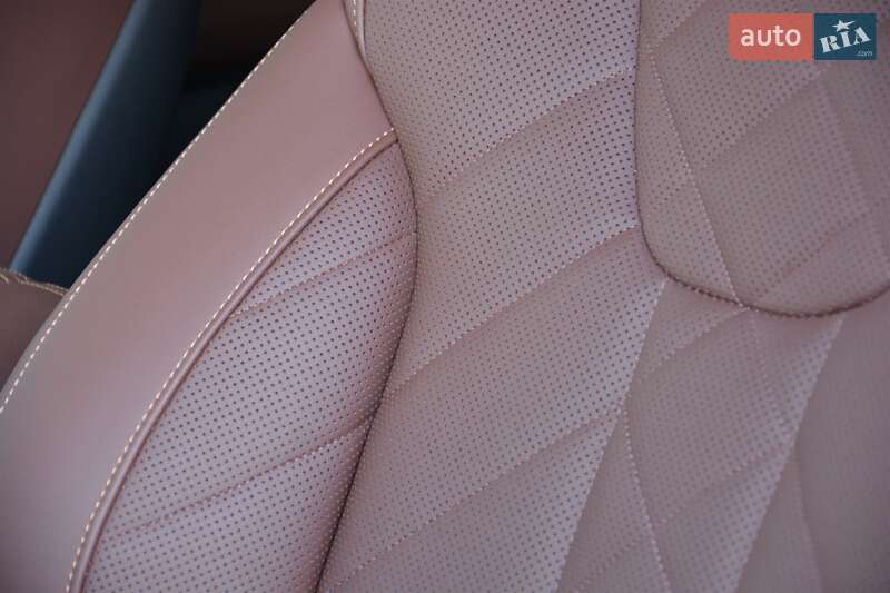 Внедорожник / Кроссовер BMW X6 2024 в Киеве