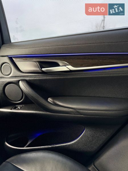 Внедорожник / Кроссовер BMW X6 2015 в Новояворовске