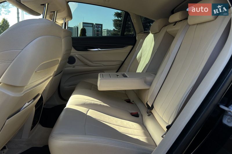 Внедорожник / Кроссовер BMW X6 2016 в Львове