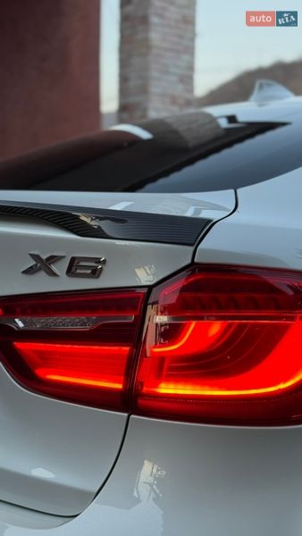 Внедорожник / Кроссовер BMW X6 2015 в Виноградове