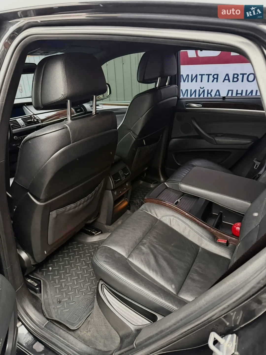 2011 BMW X6 - мініатюра 22