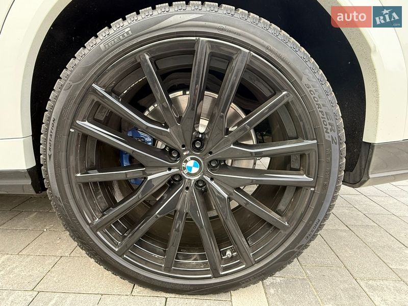 Внедорожник / Кроссовер BMW X6 2024 в Ужгороде