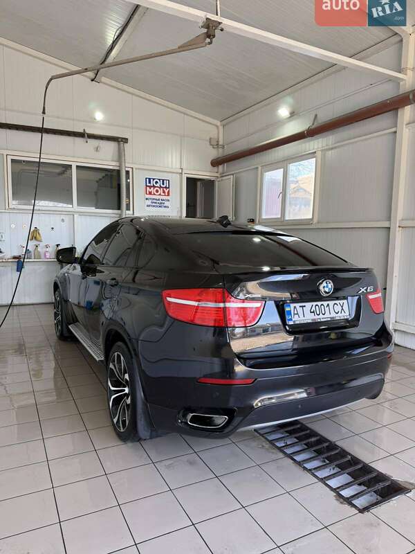 Позашляховик / Кросовер BMW X6 2010 в Івано-Франківську