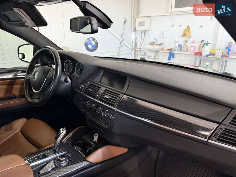 Позашляховик / Кросовер BMW X6 2010 в Івано-Франківську