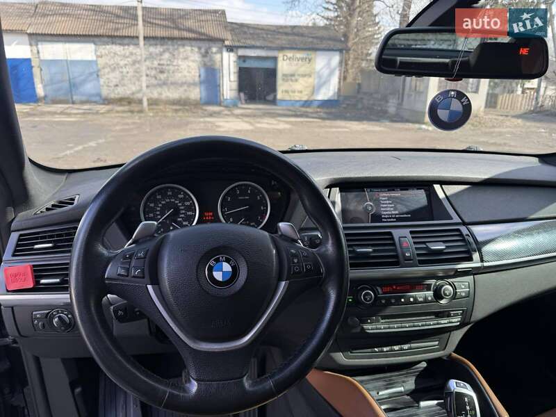 Позашляховик / Кросовер BMW X6 2010 в Івано-Франківську