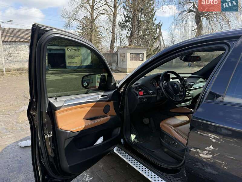 Позашляховик / Кросовер BMW X6 2010 в Івано-Франківську