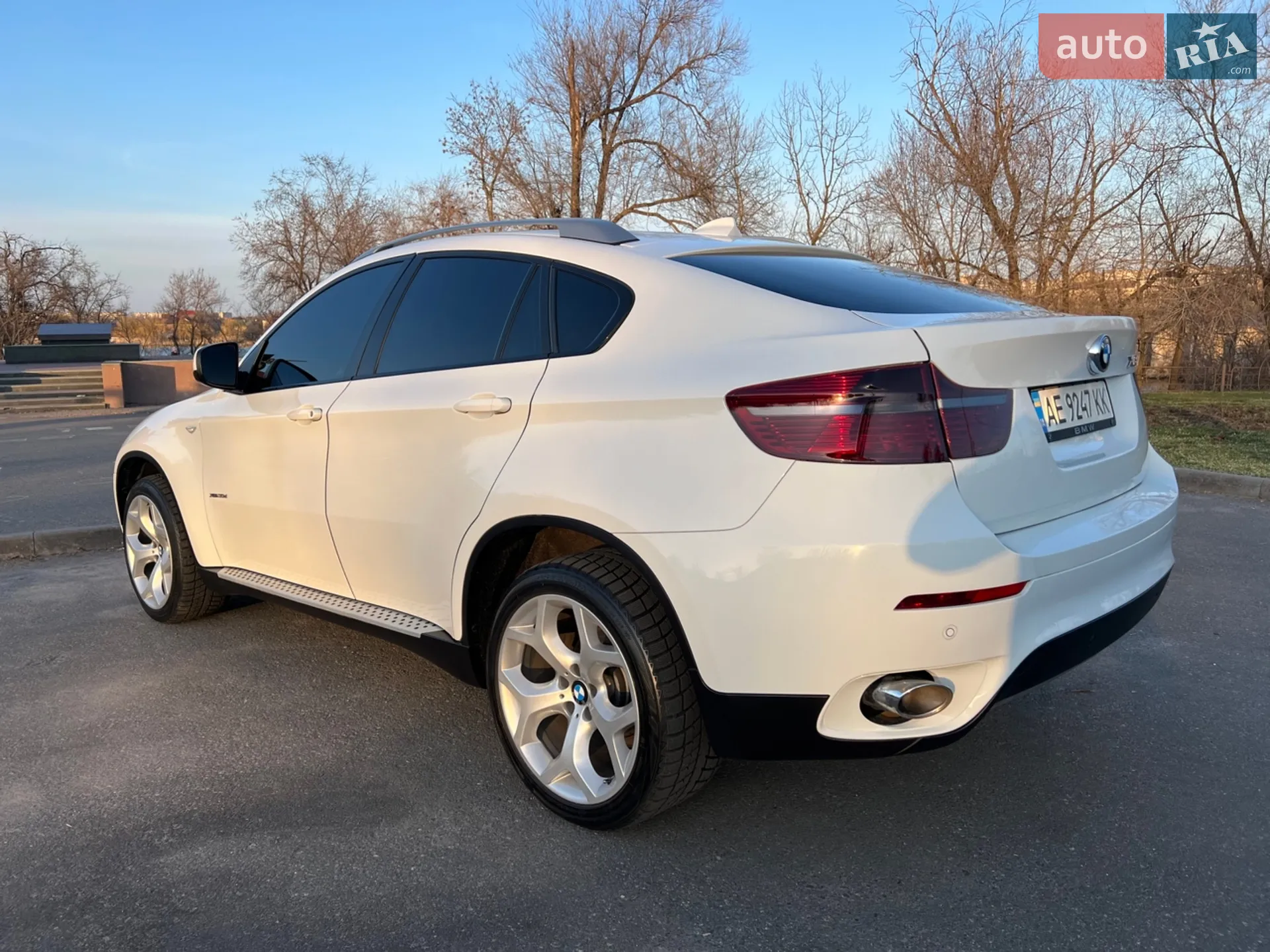 2010 BMW X6 - мініатюра 38