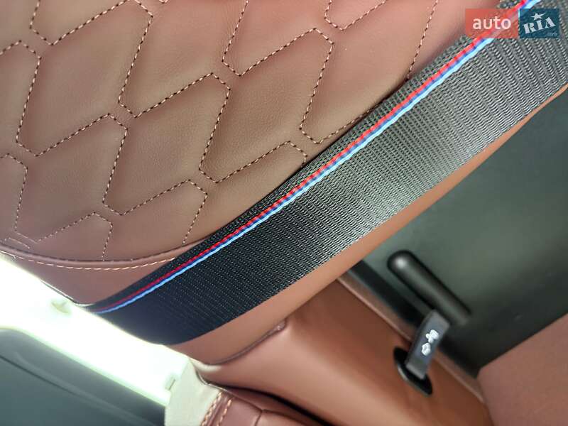 Внедорожник / Кроссовер BMW X6 2023 в Киеве