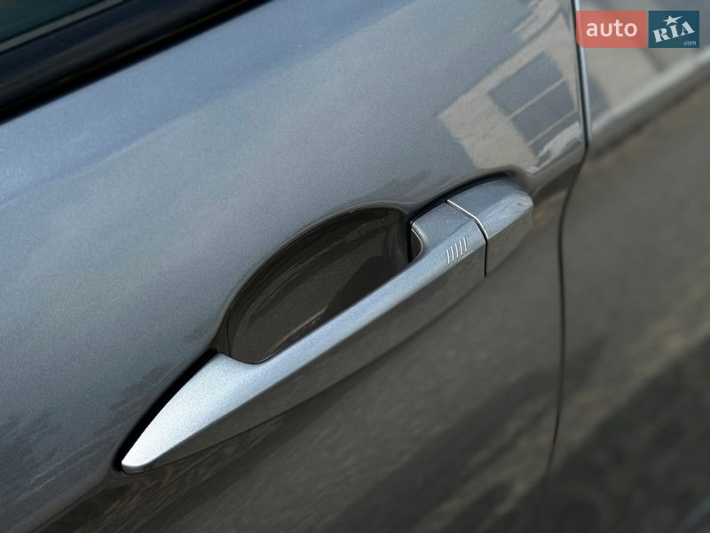 Внедорожник / Кроссовер BMW X6 2018 в Львове фото 13 Внедорожник / Кроссовер BMW X6 2018 в Львове