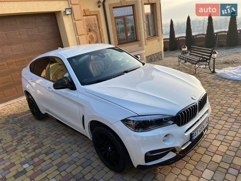 Внедорожник / Кроссовер BMW X6 2015 в Черновцах