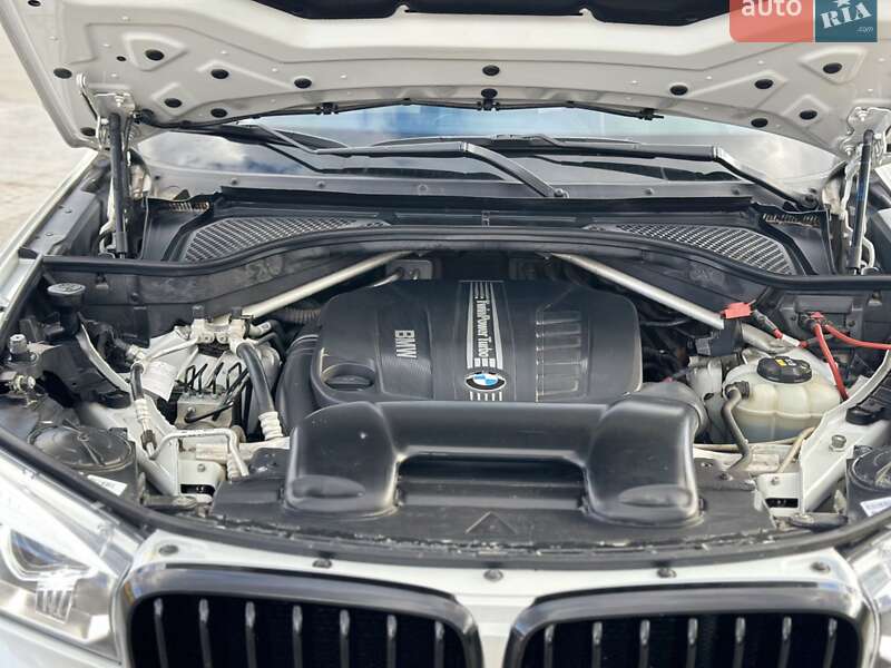 Позашляховик / Кросовер BMW X6 2016 в Іллінцях