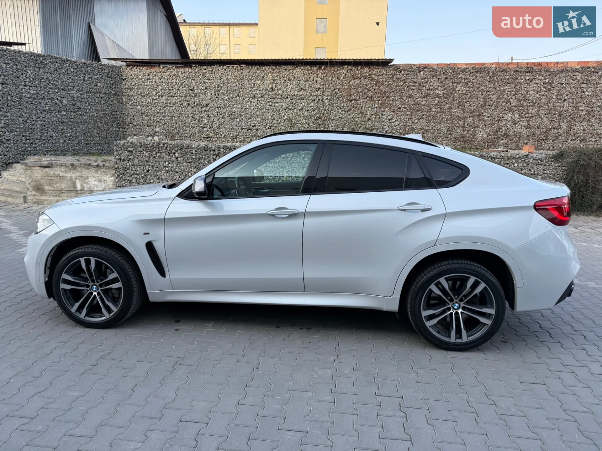 2015 BMW X6 - мініатюра 15