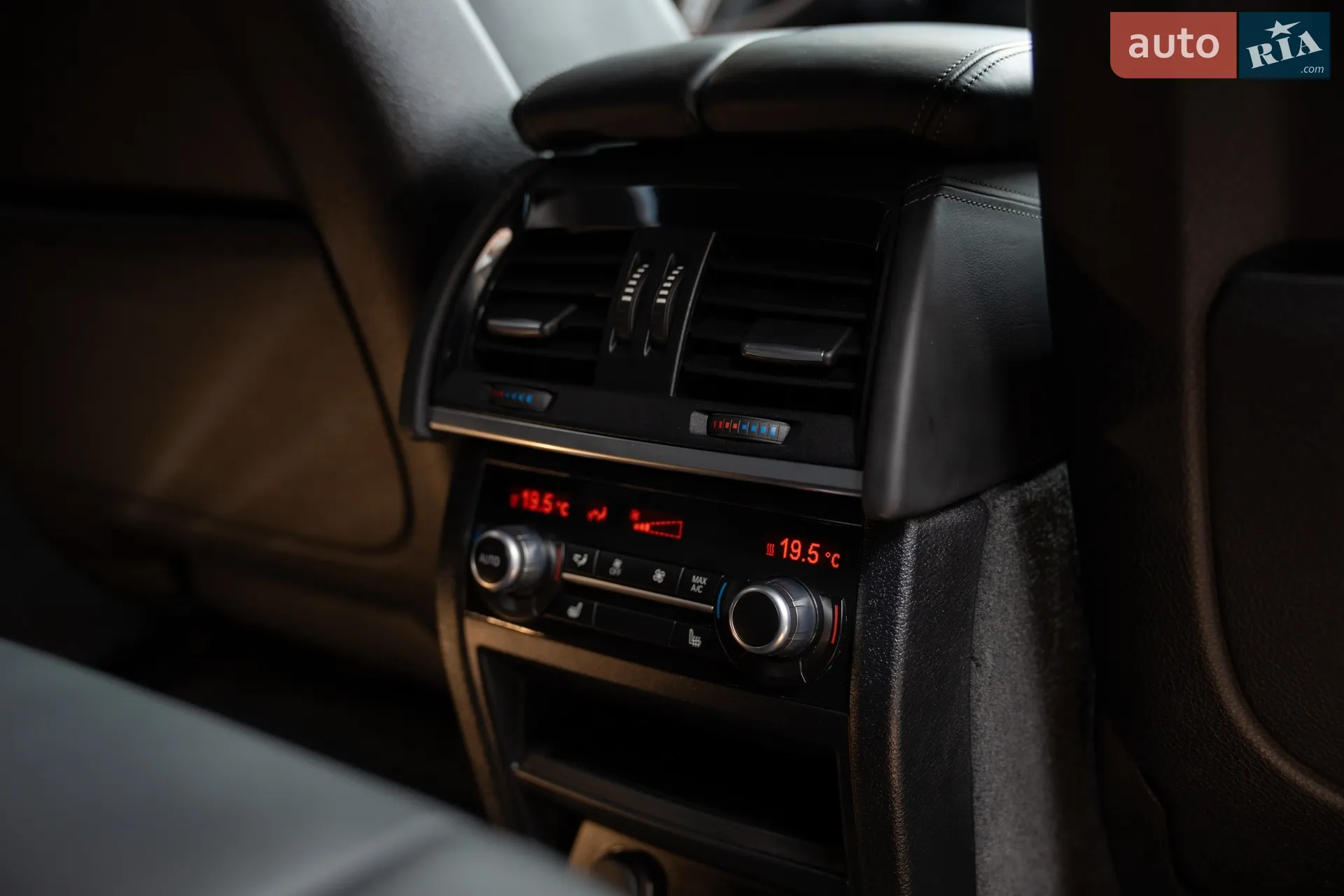 2016 BMW X6 - мініатюра 28