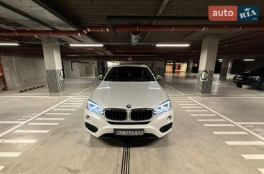 Позашляховик / Кросовер BMW X6 2015 в Львові
