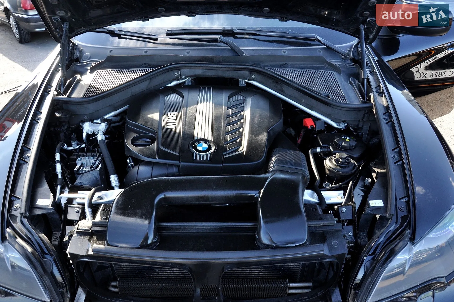 2012 BMW X6 - мініатюра 2