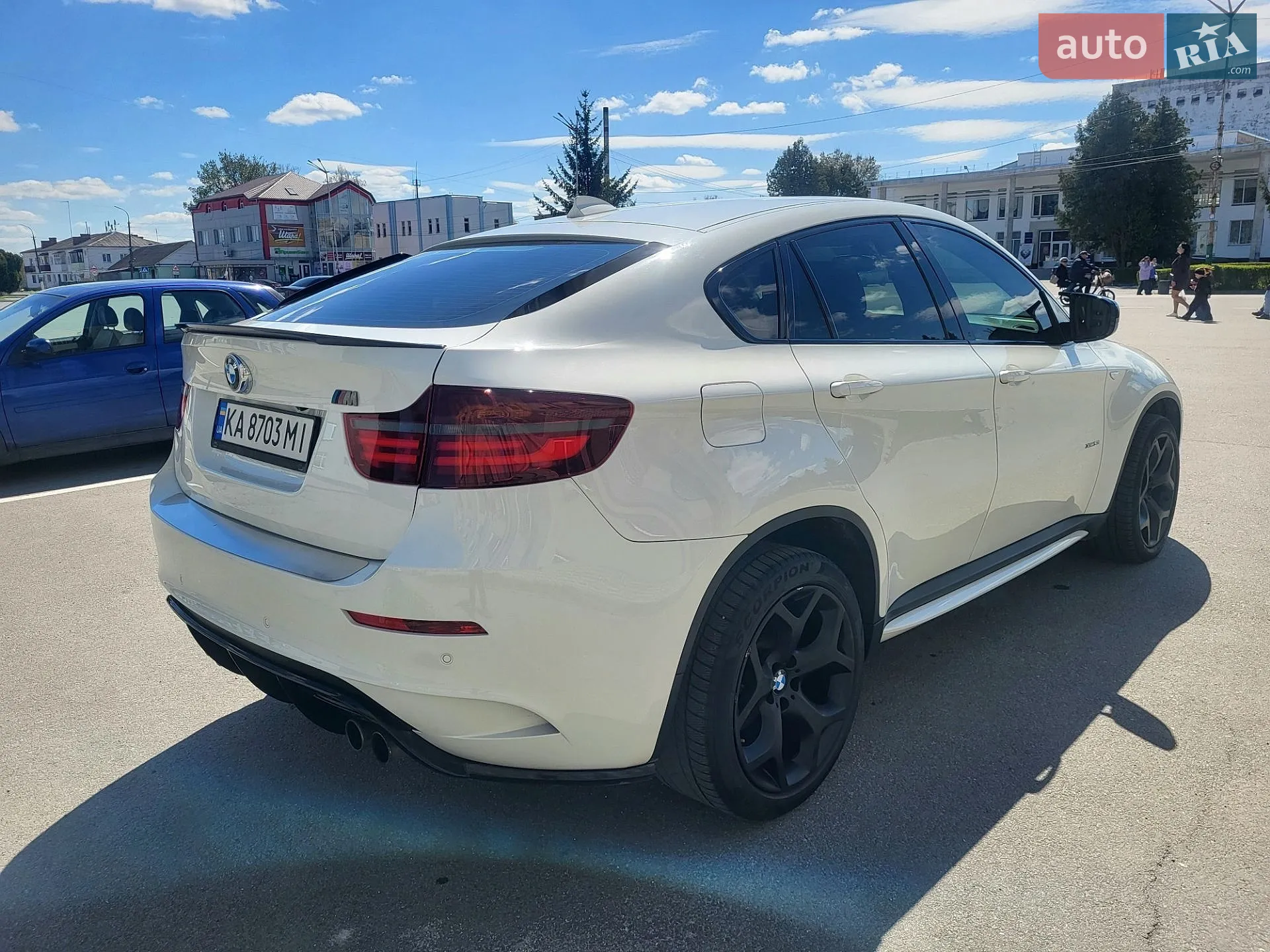 2010 BMW X6 - мініатюра 3