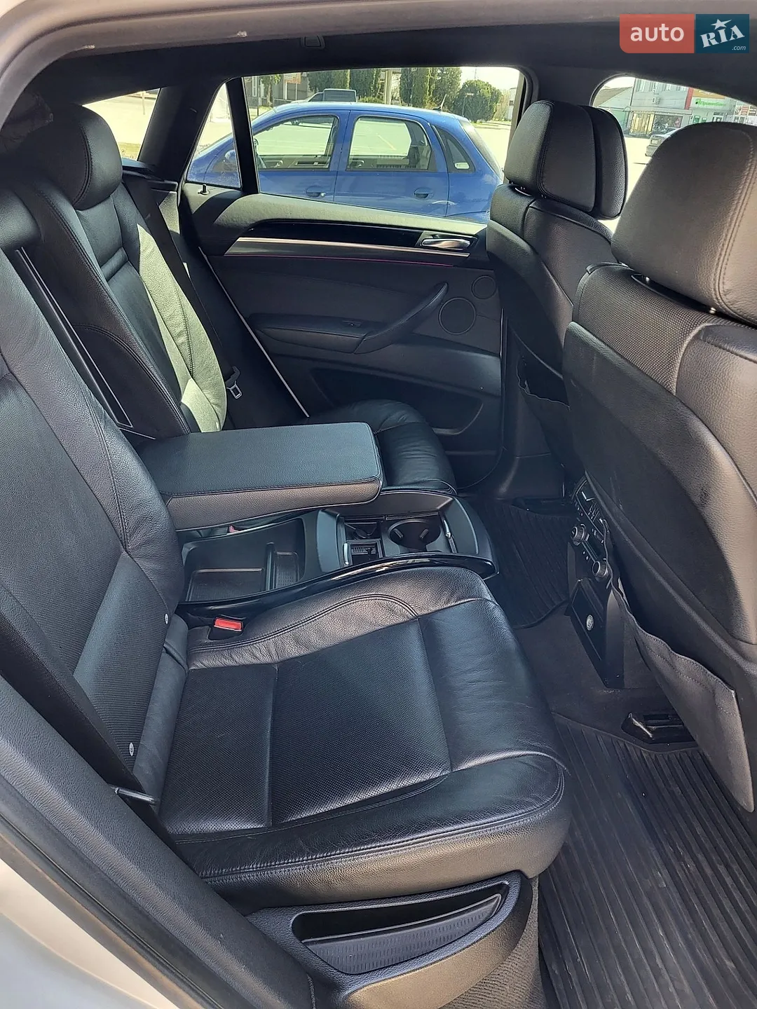 2010 BMW X6 - мініатюра 18