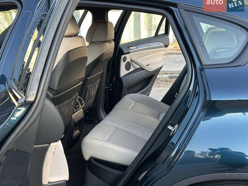 Внедорожник / Кроссовер BMW X6 2012 в Киеве