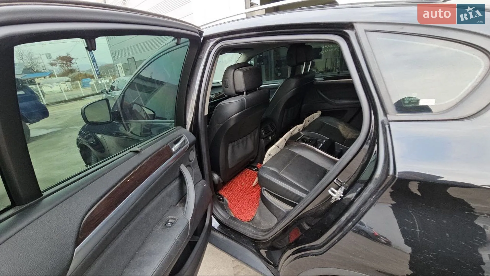 2010 BMW X6 - мініатюра 23