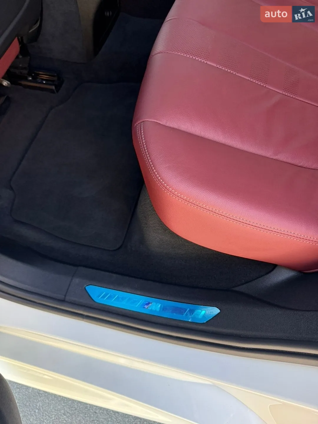 2021 BMW X6 - мініатюра 13