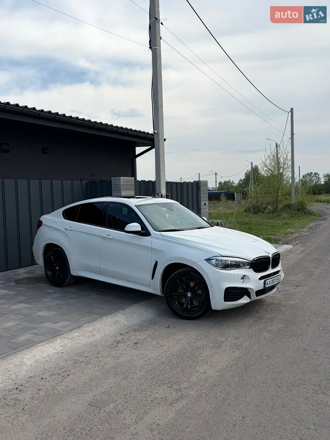 2019 BMW X6 - фото 1