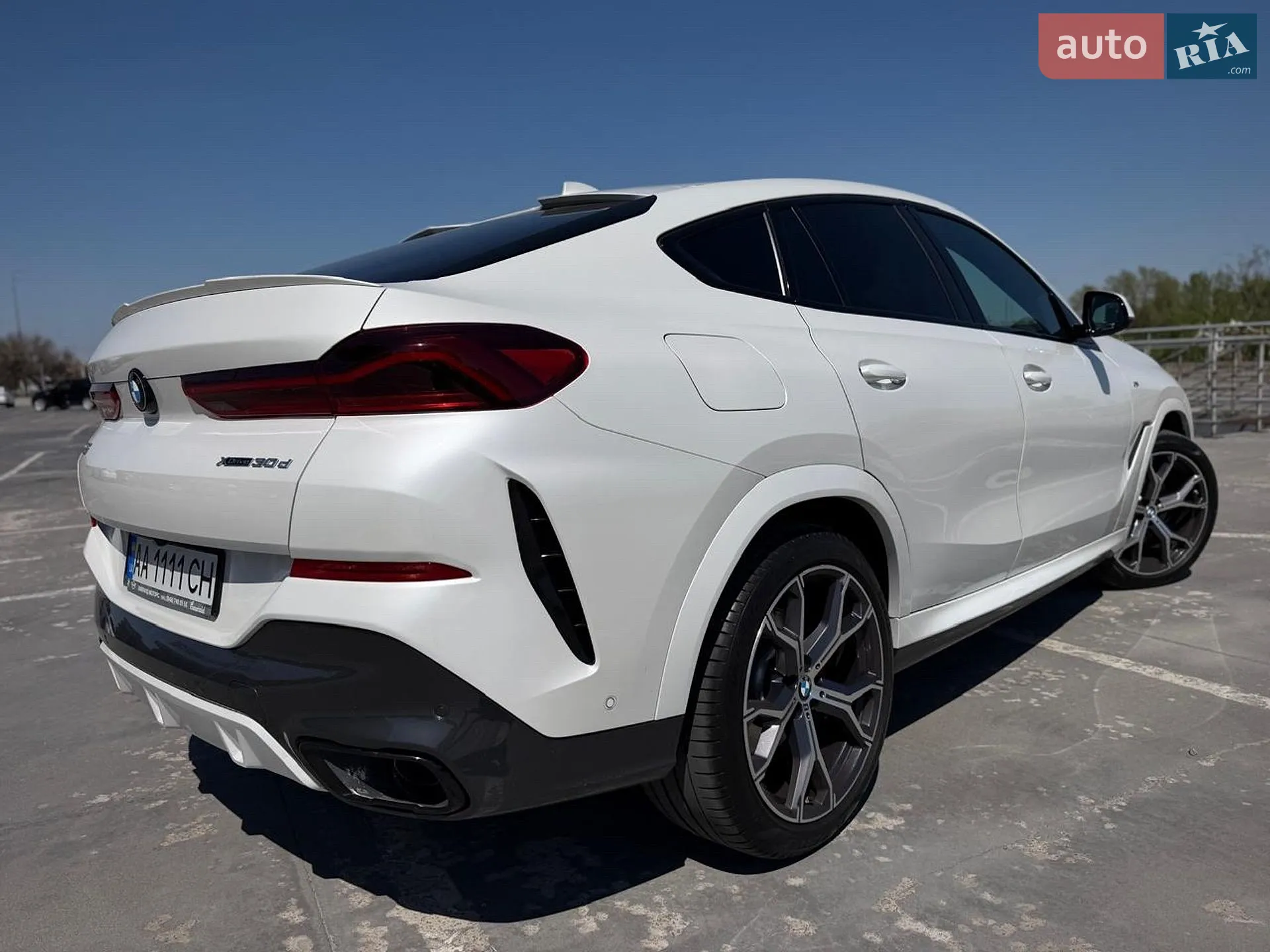 2022 BMW X6 - мініатюра 23