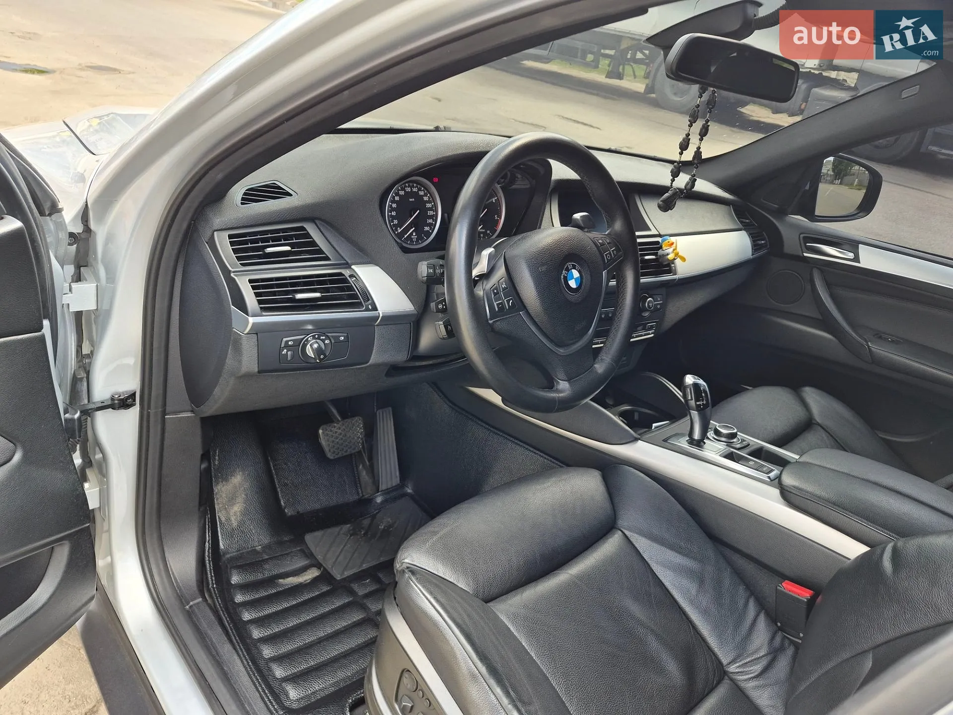 2011 BMW X6 - мініатюра 8