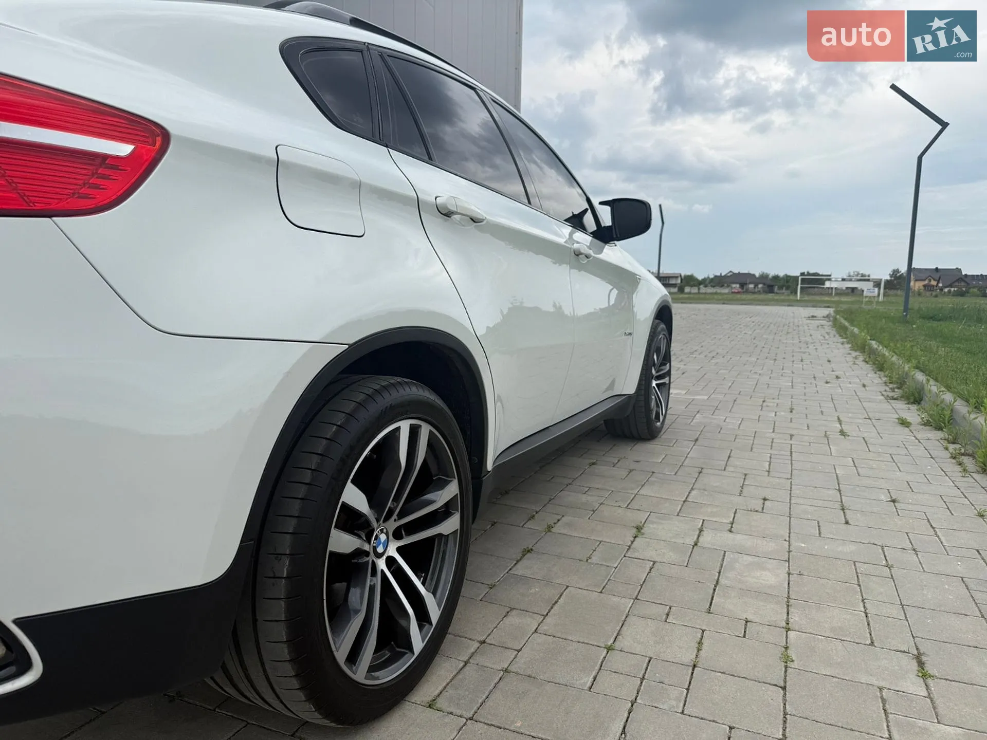 2011 BMW X6 - мініатюра 35