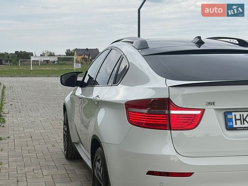 Внедорожник / Кроссовер BMW X6 2011 в Ровно