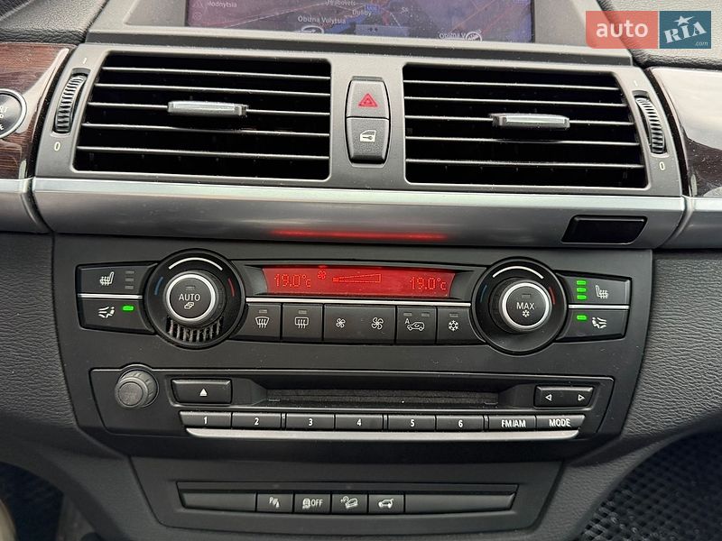 Внедорожник / Кроссовер BMW X6 2012 в Стрые