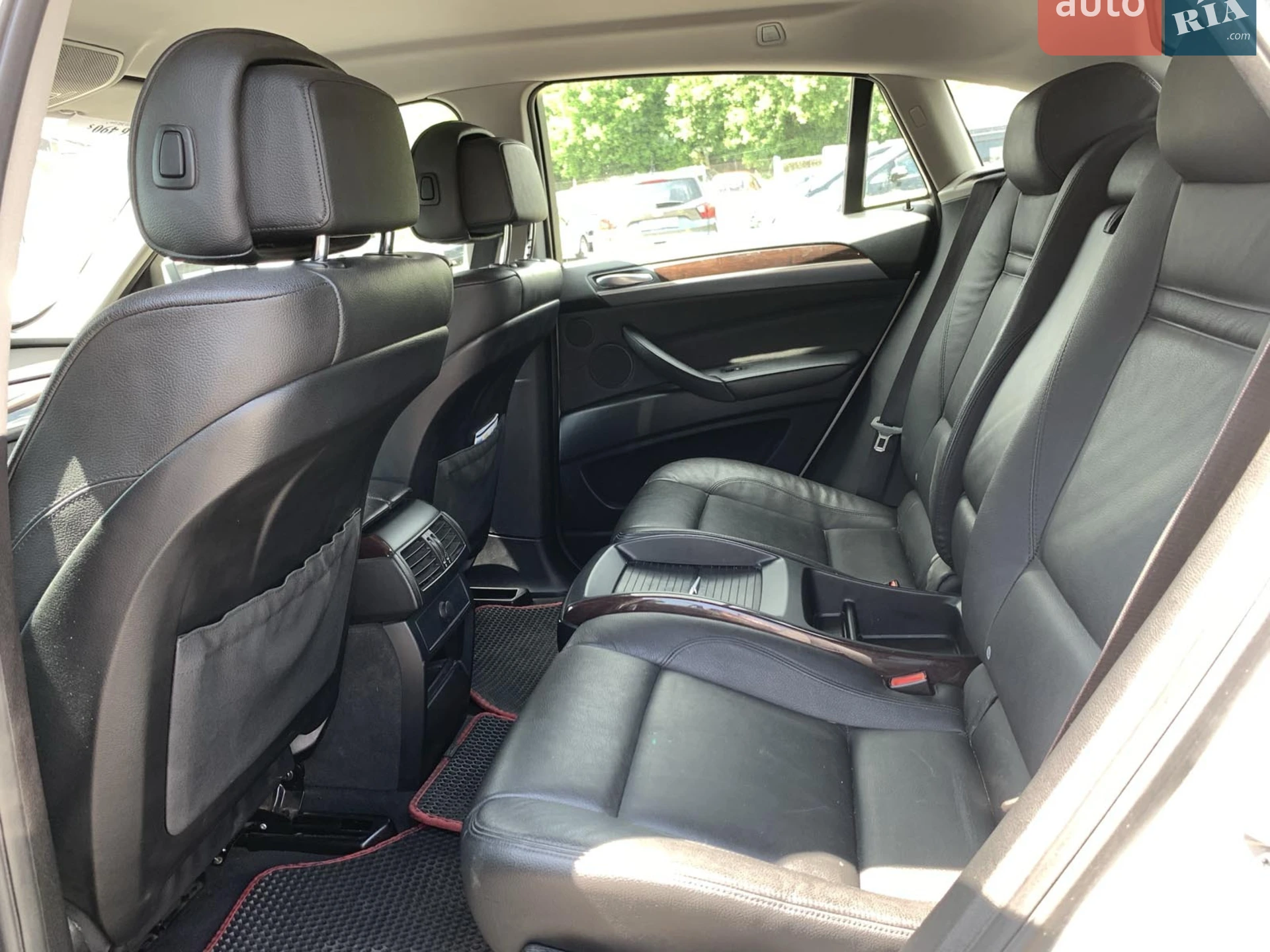 2010 BMW X6 - мініатюра 28