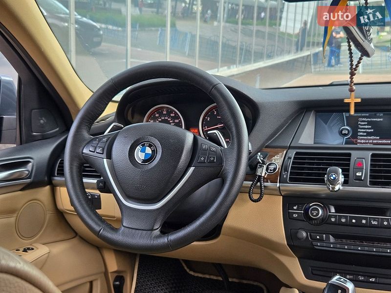 Внедорожник / Кроссовер BMW X6 2012 в Киеве