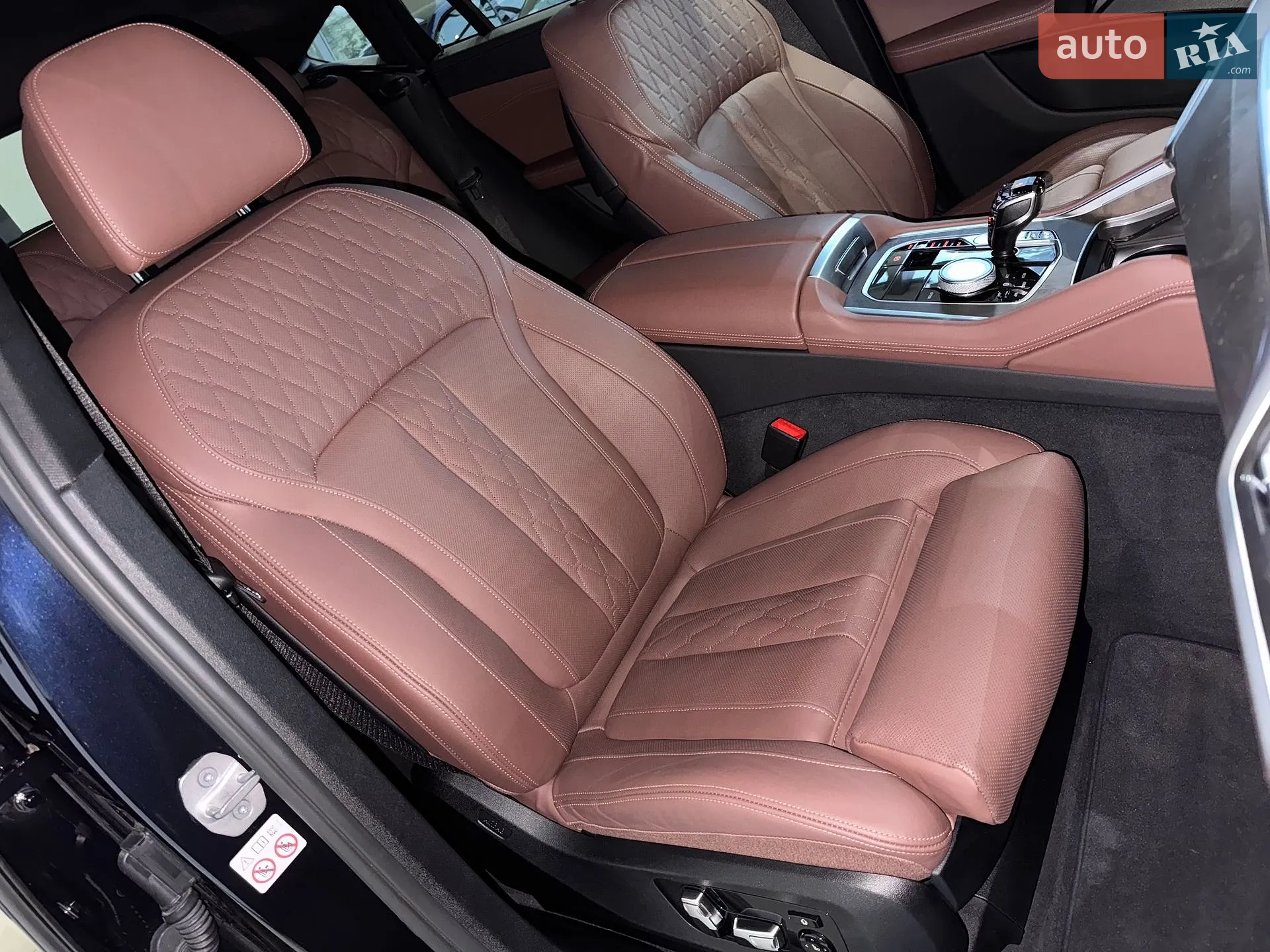 2023 BMW X6 - мініатюра 161