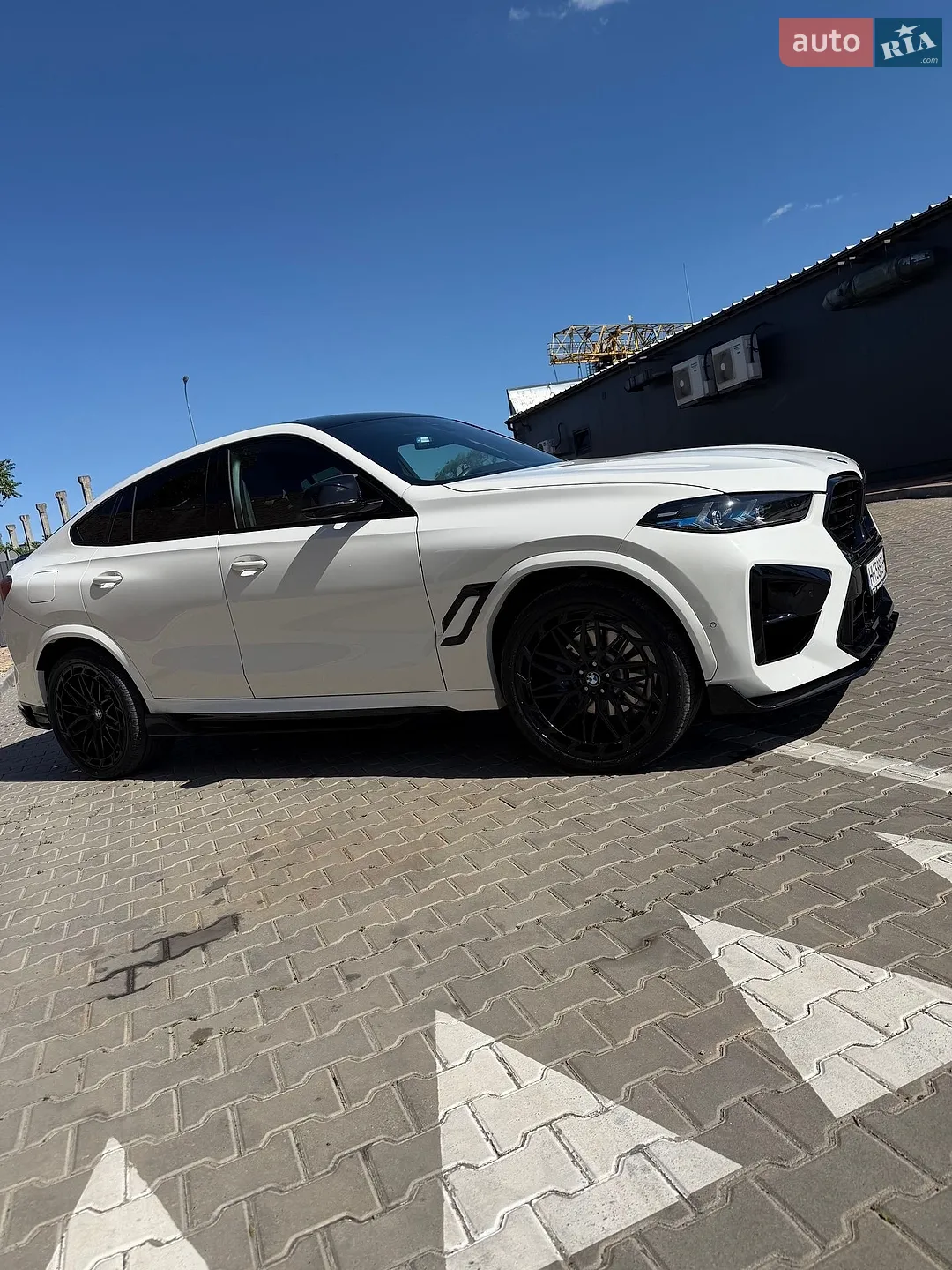 2022 BMW X6 - мініатюра 4