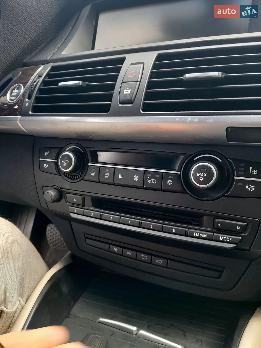 2011 BMW X6 - мініатюра 8