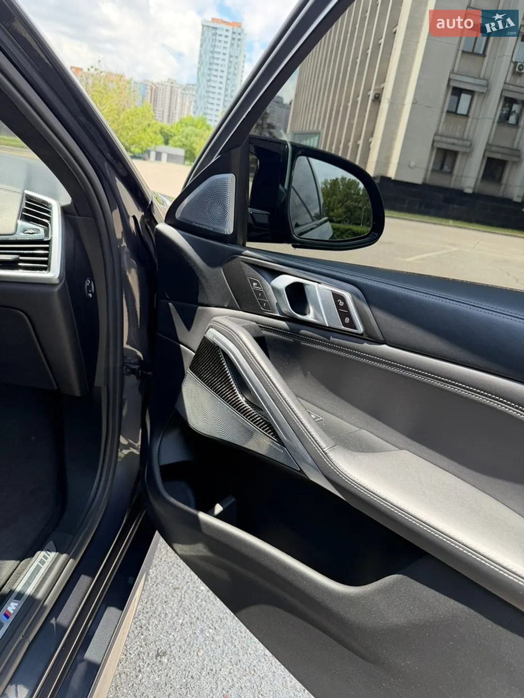 2021 BMW X6 - мініатюра 11