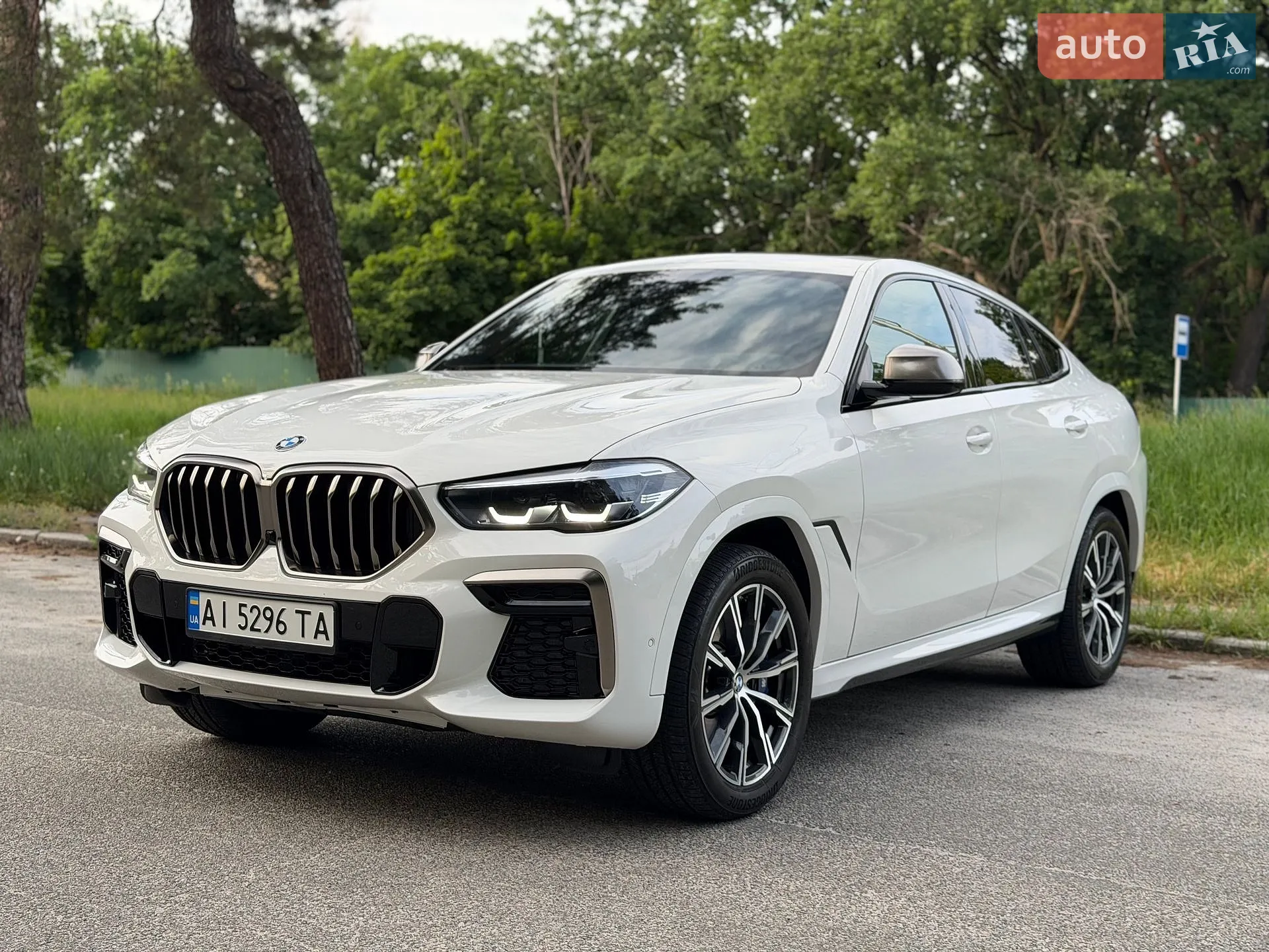 2021 BMW X6 - мініатюра 2