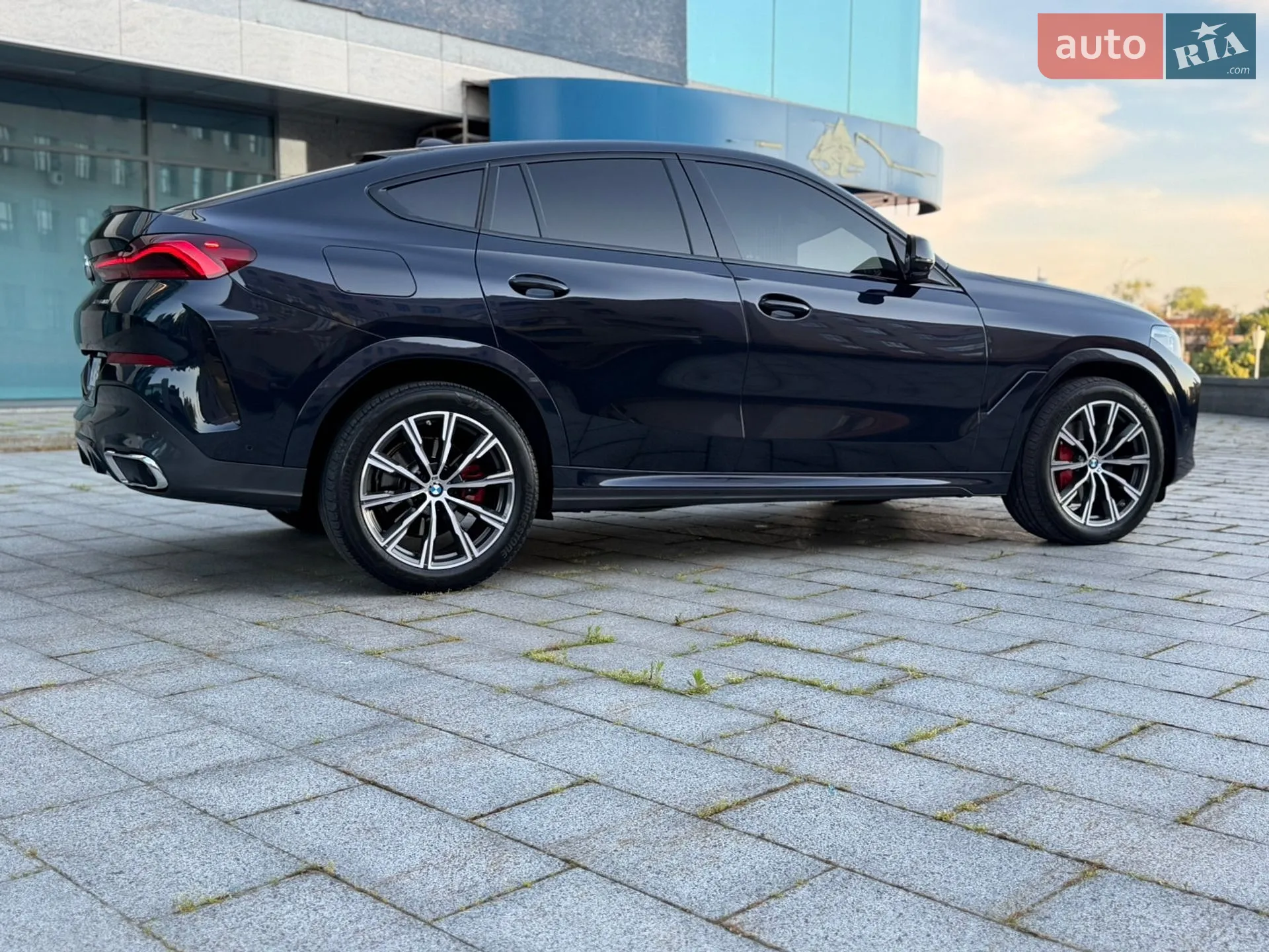 2022 BMW X6 - мініатюра 9