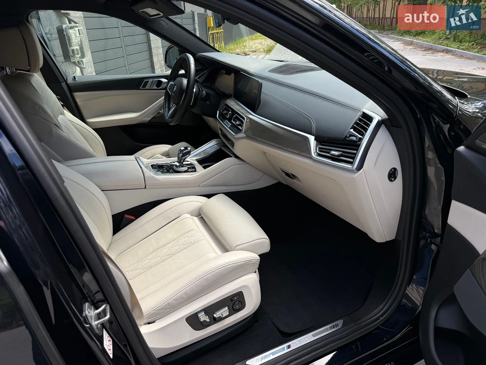 2021 BMW X6 - мініатюра 12